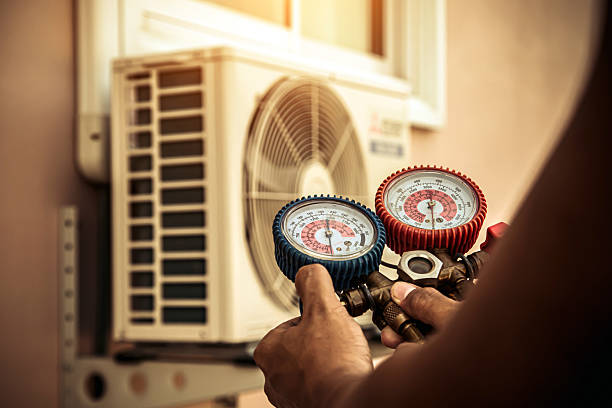 Professional Hvac Installation technician working in Waterloo, IN